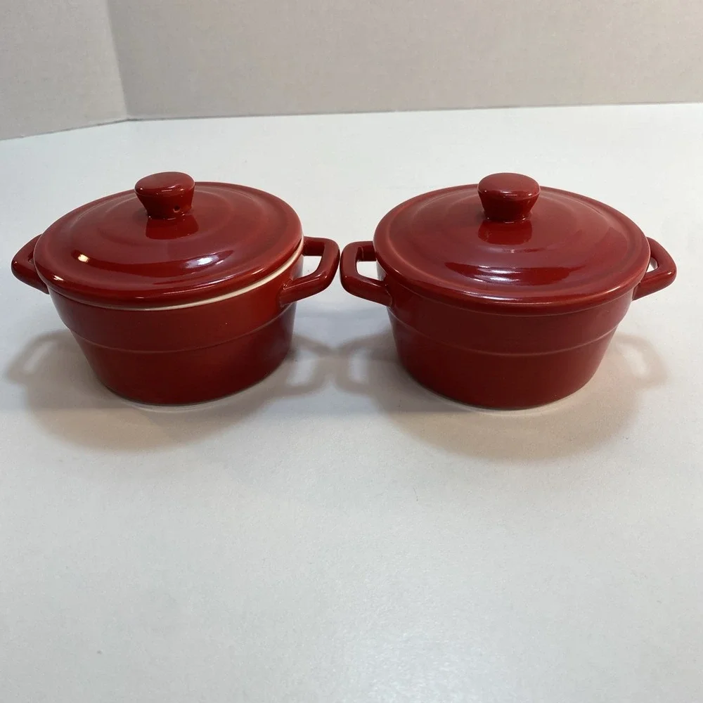 Martha Stewart Stoneware Red Round‎ Small Baking Dish Lid Exclusively Macys x2
